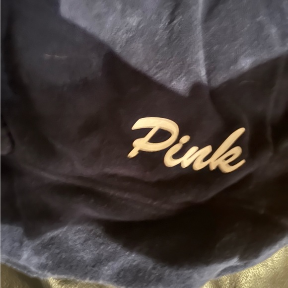 Verctorias Secret pink hoodie - Picture 4 of 4